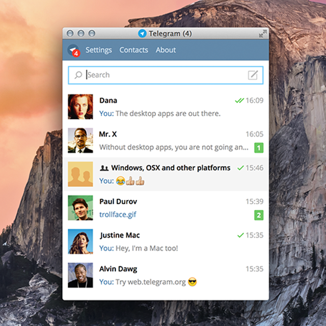 Official historical Mac compact-mode example with sample chats; old UI, version unknown, not a current build test.