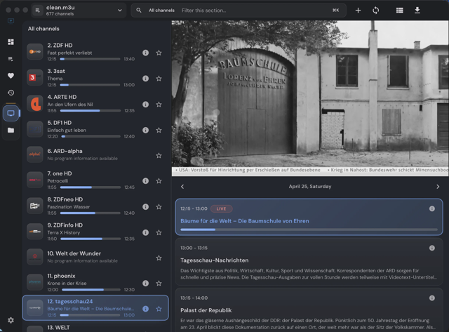 Official macOS player interface with demonstration channels and programme guide.